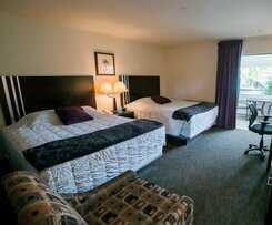 Hotel Lemon Tree Inn