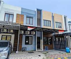 Oyo 92556 Jkk Sweet Room