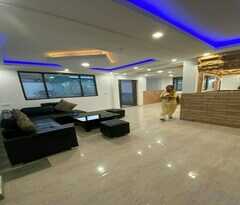 Hotel Dee Grand Marq