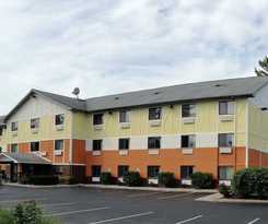Days Inn And Suites By Wyndham Traverse City