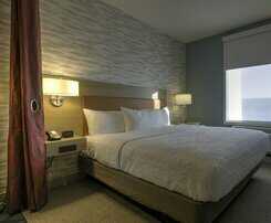 Home2 Suites By Hilton Allentown Bethlehem Airport