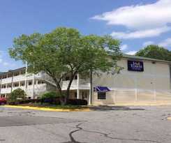 Intown Suites Extended Stay Atlanta - Ga Suwanee