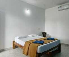 Hotel Poornima Beach Stay