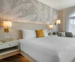 Hotel Cambria Calabasas