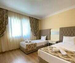 Pine Villas And Apartments Kusadasi