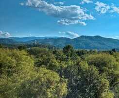 Hotel Music Road Resort And Inn