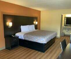 Days Inn by Wyndham Troy IL
