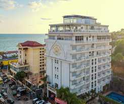 Hotel Aristocrat Residence And