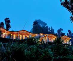 Treehouse Resort