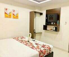 Hotel Oak By Signature Airport Zone