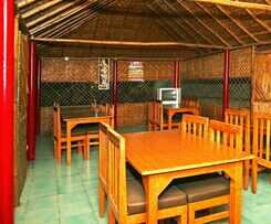 Hotel Goroomgo Silvertree Inn Bhimtal