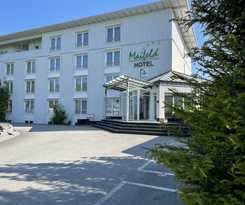  Maifeld Sport- Und Tagungshotel