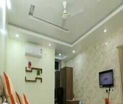 Hotel 8th Mile Suites