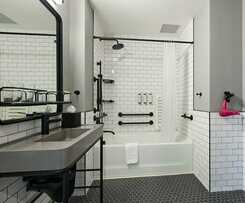Moxy Charleston Downtown