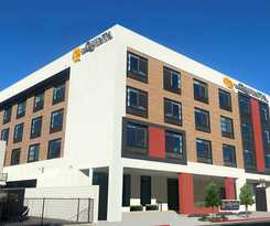 Hotel La Quinta Inn & Suites by Wyndham San Jose Airport-Downtown