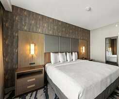 Hotel Embassy Suites By Hilton Irving Las Colinas