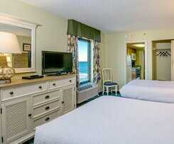 Hotel Compass Cove Resort