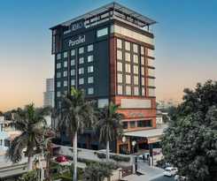 Hotel Parallel