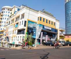 Tropical Plaza Apartments