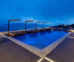 Oia Suites