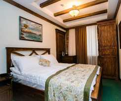 Hotel Maajid Hotel and Restaurant