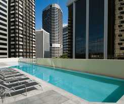 Oaks Brisbane Aurora Suites