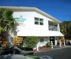 Beachside Gardens Apartments by Lowkl