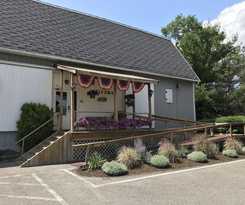 Lake Ontario Motel and Inn