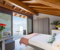  Dream Lake Apartments