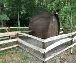 Hotel Edinburgh Cabin Camping