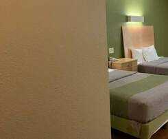 Economy Inn - Pittsburgh Airport