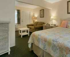 Carlton House Motel