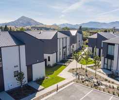 Hotel Alpine Junction Townhouse Apartments