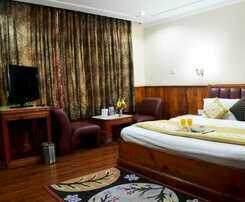 Hotel Goroomgo Jupiter Manali