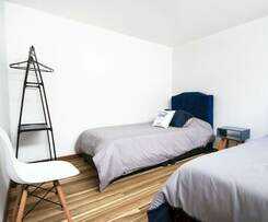 Urbana Hostel