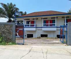 Hotel OYO 93280 Villa Efita