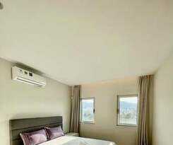 Emerald Bay Suites