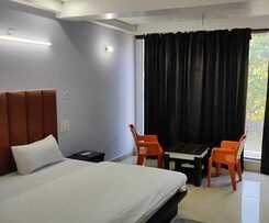 Hotel Fabhotel Heli Resorts