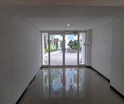OYO Life 93140 Apartment Grand Sentraland By Fahri