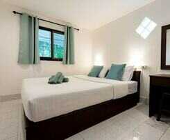 Lanta School Beach Resort