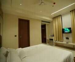 Hotel Blue Diamonds Inn