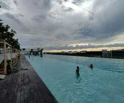 Hotel reStary Blue Dream Themed Homestay