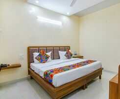 Fabhotel Hari Residency