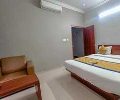 Hotel Fabhotel Gateway Suites