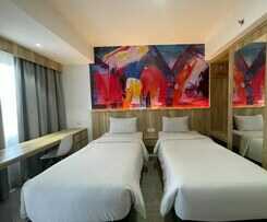 Praya Room