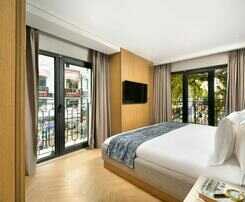  Bentley Hotel Old City