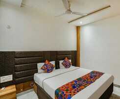Hotel Fabhotel Rv Palace