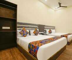 Hotel Fabhotel Freedom International