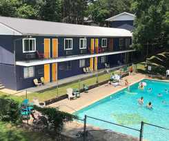 Wanderoo Lodge