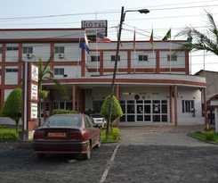 Peninsula Plaza